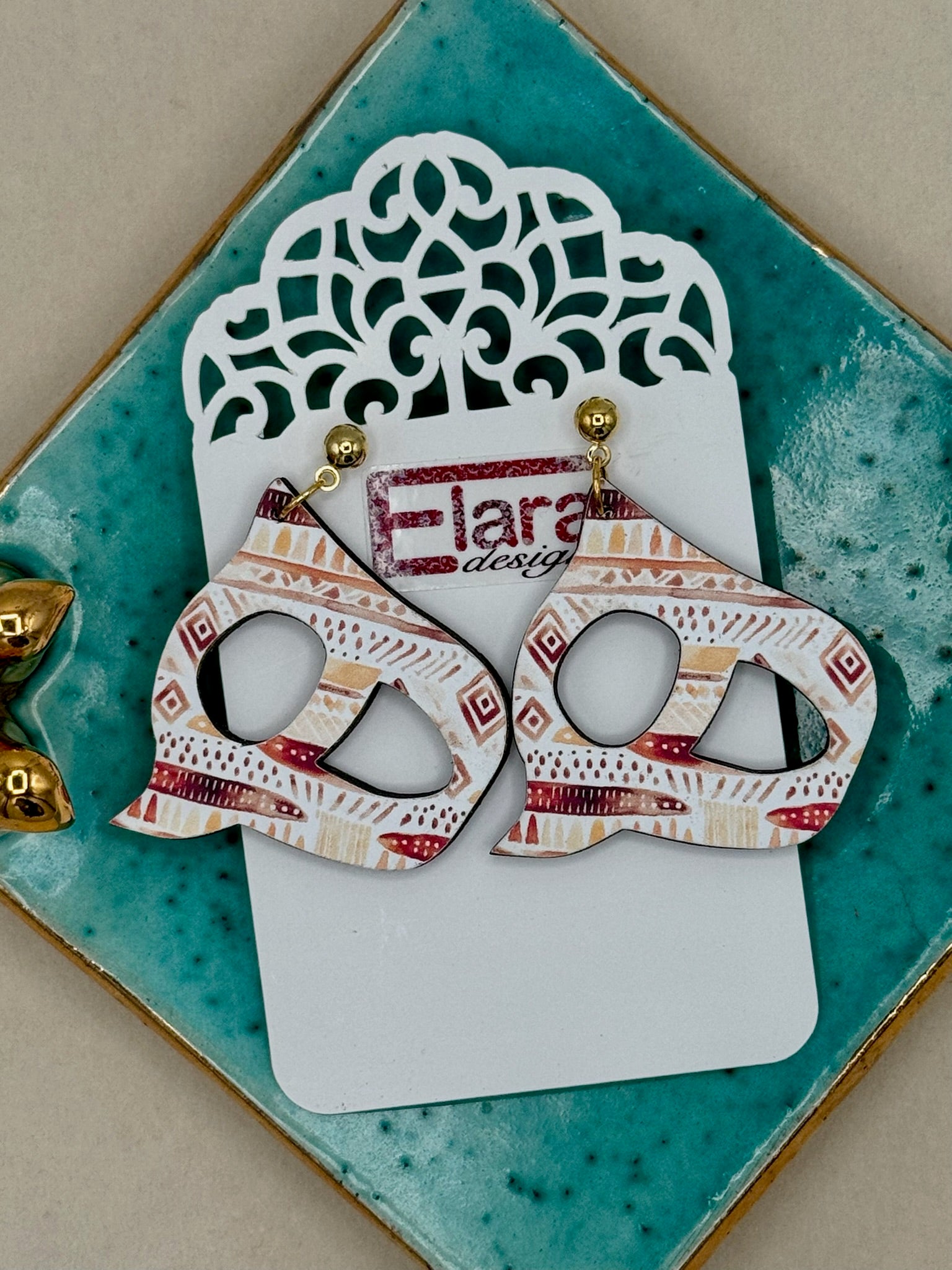 Minimalist Farsi Letter H Earrings