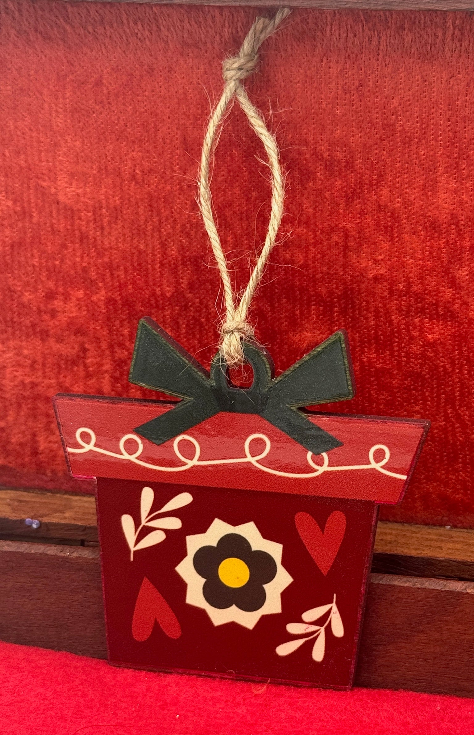 Red Flower Pot Wood Ornament